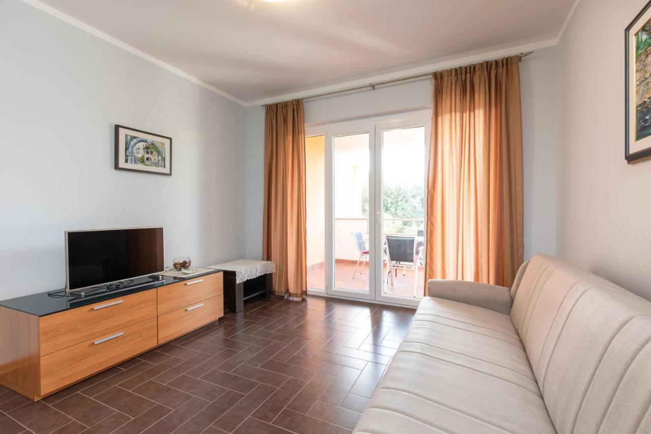 Apartments Bella Vista Krk Town Bagian luar foto