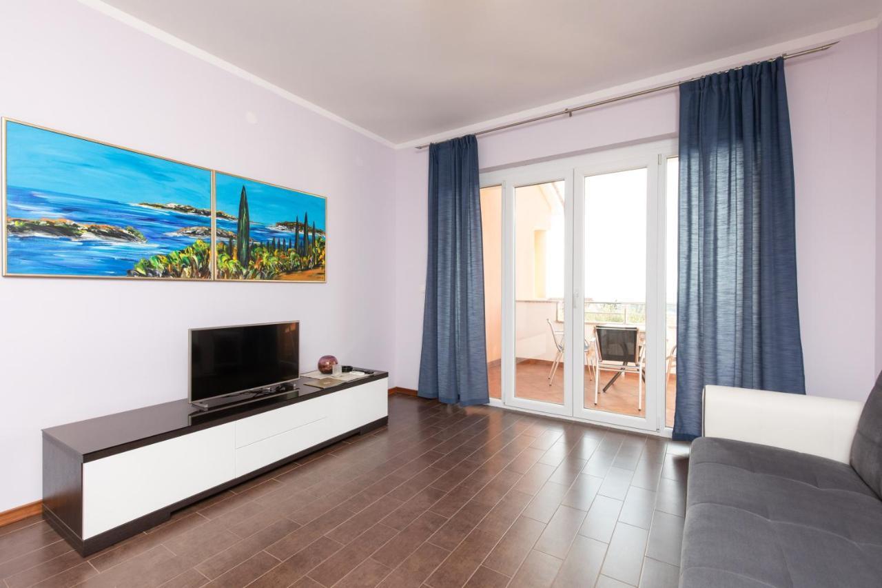 Apartments Bella Vista Krk Town Bagian luar foto